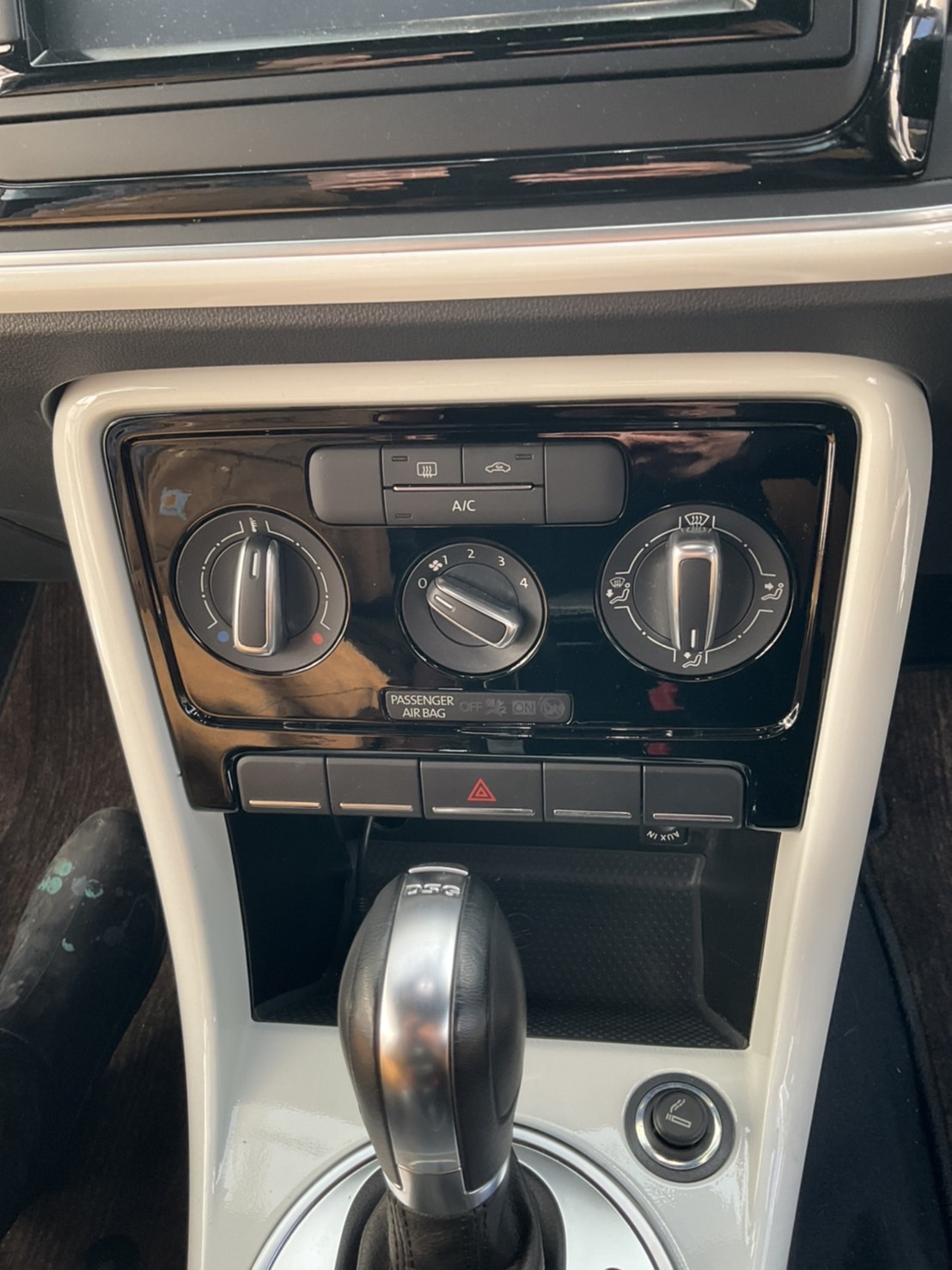 18A15351-21F8-4FF7-BE62-