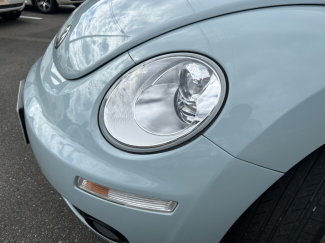 ニュービートルカブリオレ　アクエリアスブルー