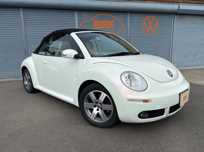 ニュービートルカブリオレ　ピンクパール全塗装