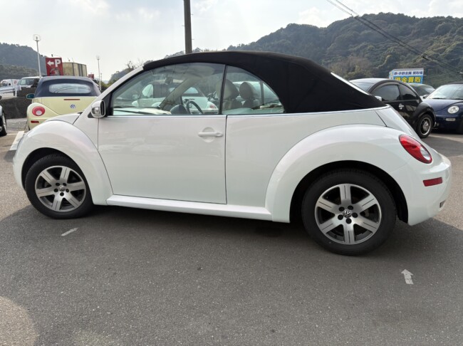 ニュービートルカブリオレ　ピンクパール全塗装