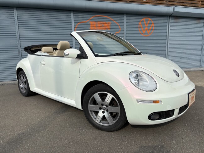 ニュービートルカブリオレ　ピンクパール全塗装