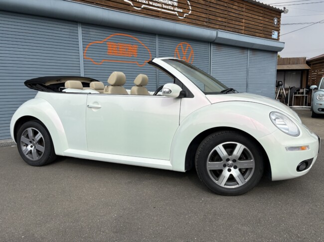 ニュービートルカブリオレ　ピンクパール全塗装