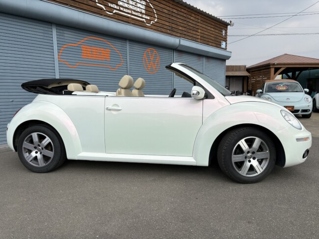 ニュービートルカブリオレ　ピンクパール全塗装