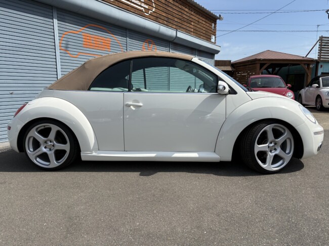ニュービートルカブリオレ　カスタム車両